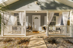 Boho Bungalow - Chic Pet Friendly Mins to Town